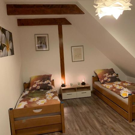 Rauf Und Justyna 1 Apartment Wulfsen Bagian luar foto