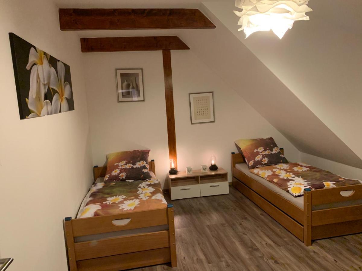 Rauf Und Justyna 1 Apartment Wulfsen Bagian luar foto